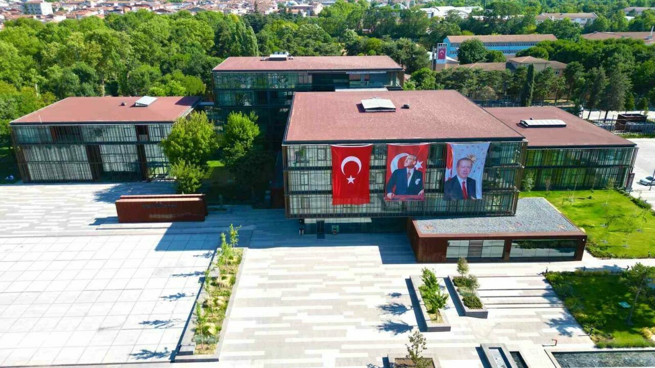 İnegöl Belediyesi’nden veriye dayalı yönetim hamlesi İnegöl Belediyesi’nden veriye dayalı yönetim hamlesi