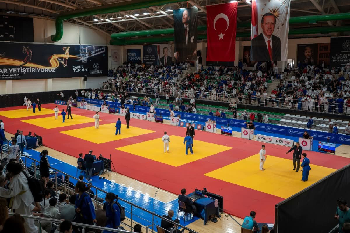 Osmangazili minik judocudan Türkiye ikinciliği Osmangazili minik judocudan Türkiye ikinciliği