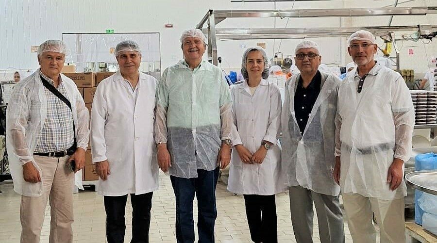 Kardelen Kültür Evi ve üretim tesisine anlamlı ziyaret Kardelen Kültür Evi ve üretim tesisine anlamlı ziyaret