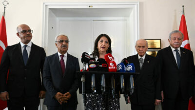 MHP lideri Bahçeli, DEM Parti heyetini kabul etti