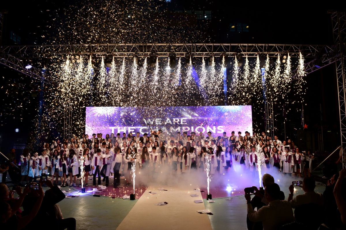 Şahinkaya’da unutulmaz mezuniyet coşkusu Şahinkaya’da unutulmaz mezuniyet coşkusu