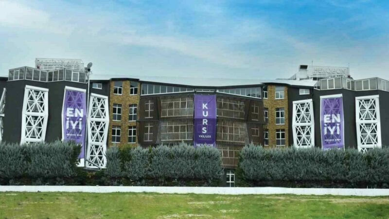 Şahinkaya’dan Hexagon Kurs ağustosta kapılarını açıyor Dershane konsepti ile yola çıkan ve aradan geçen 20 yılın