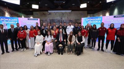 Cumhurbaşkanı Erdoğan gençlere tütünle mücadeleyi anlattı: ‘Kişiye özel planlar hazırlıyoruz’