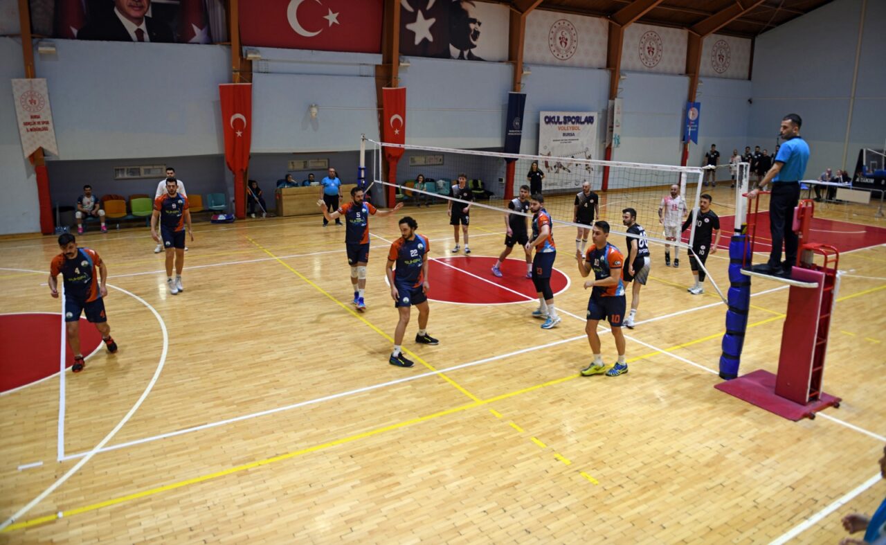 Osmangazi Belediyespor Voleybol Takımı 1. Lige yükseldi
