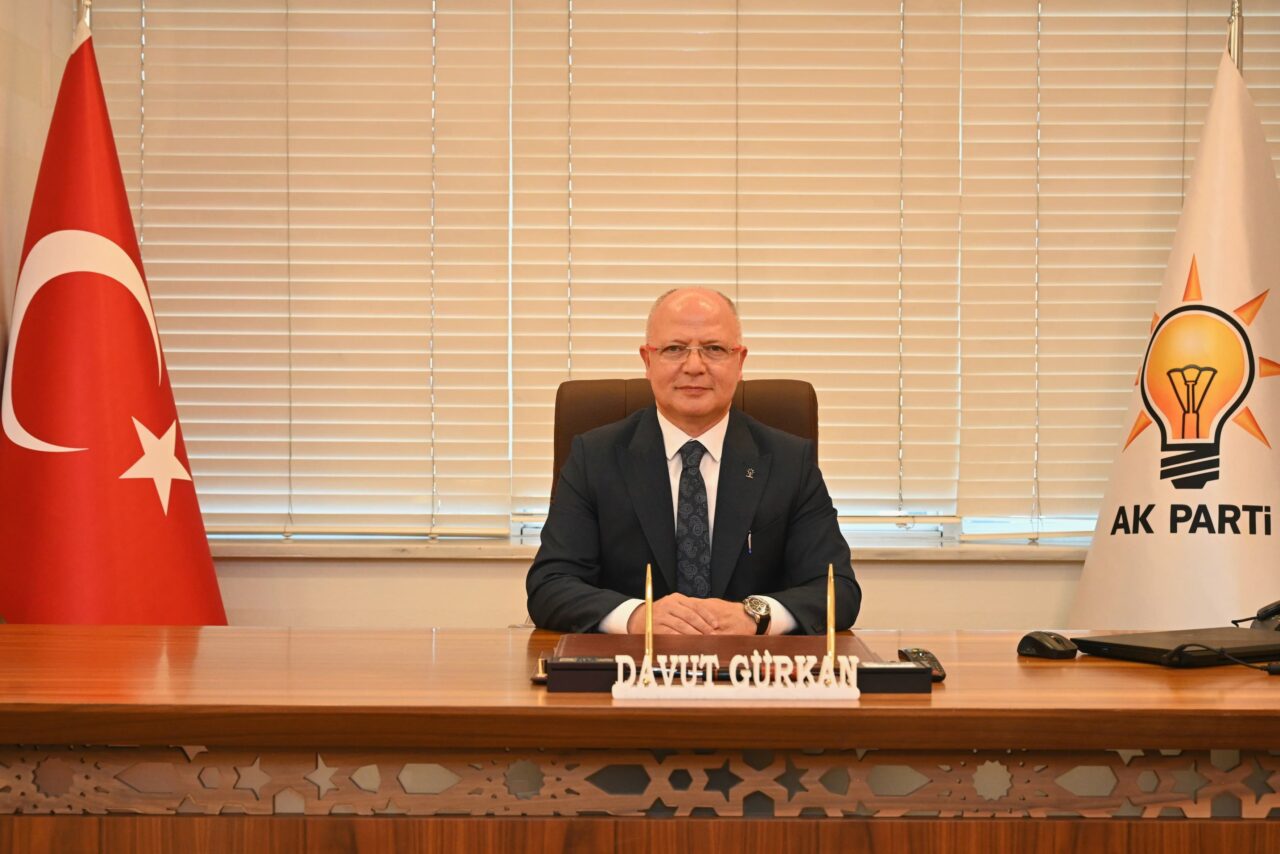 AK Parti İl Başkanı Davut Gürkan’dan ulaşım zammına tepki