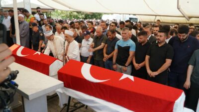 Bursa’da yangına giderken kazada can vermişlerdi! Dualarla uğurlandılar