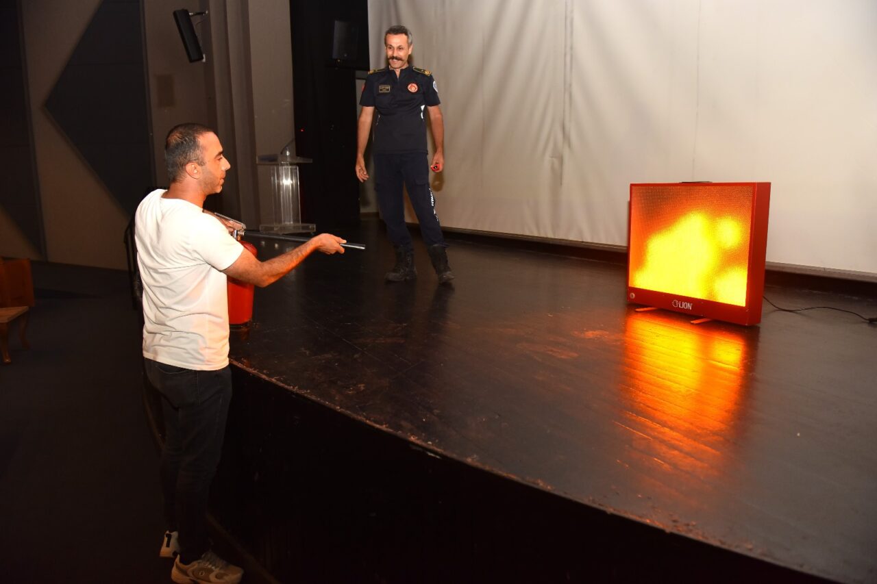 Bursa Yıldırım’da yangın eğitimi Bursa Yıldırım’da yangın eğitimi