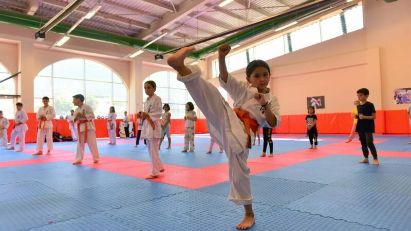Yıldırım Belediyesi Yaz Spor Okulları’nda ikinci dönem başlıyor Yıldırım Belediyesi'nin, 4-14 yaş arası çocukların fiziksel ve ruhsal gelişimlerini