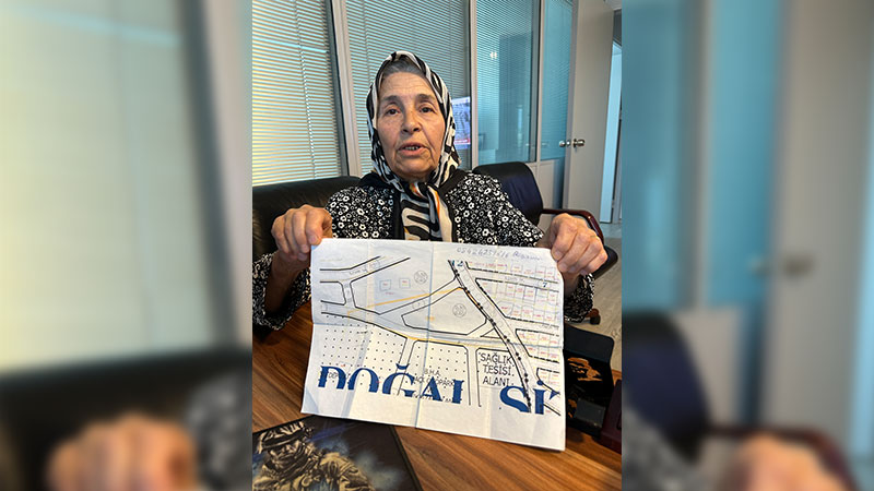 Bursa’da 78 yaşındaki Zehra Teyze’den Başkan Oktay Yılmaz’a çağrı Bursa’da 78 yaşındaki Zehra Teyze’den Başkan Oktay Yılmaz’a çağrı