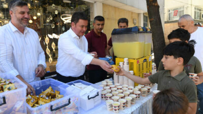 Başkan Erkan Aydın, vatandaş ve esnafla buluşmaya devam ediyor