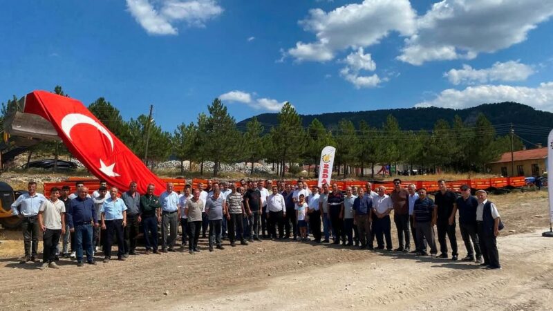Bursa’nın bu köyüne 4 milyon liralık armağan Olay Gazetesi Yazarı Ahmet Emin Yılmaz, Tarım ve Kırsal Kalkınmayı