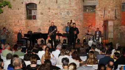 Bursa’nın Mudanya ilçesinde biletleri 40 dakikada tükenen festival