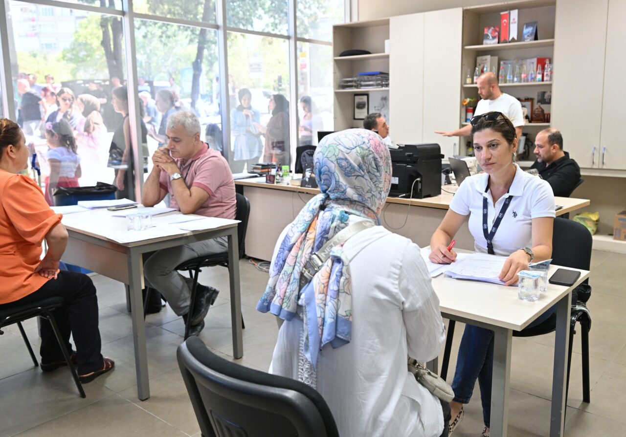 Bursa’da iş arayanlar burada buluşuyor Bursa’da iş arayanlar burada buluşuyor