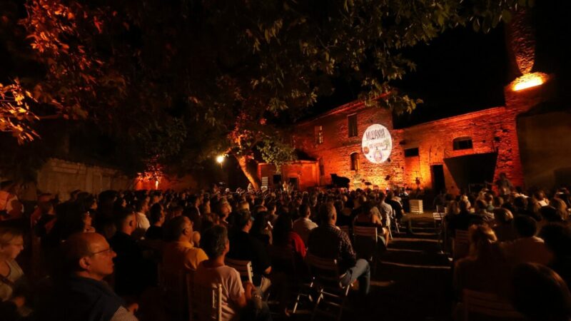 Bursa’nın turistik mahallesinde caz rüzgarı Mudanya Belediyesi’nin bu yıl ilk kez düzenlediği Mudanya Caz Festivali,