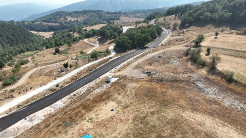 Bursa’nın kırsal yollarına konfor geliyor Bursa’da ‘Eşit hizmet’ ilkesi ve ‘Daha ulaşılabilir Bursa’ vizyonu doğrultusunda