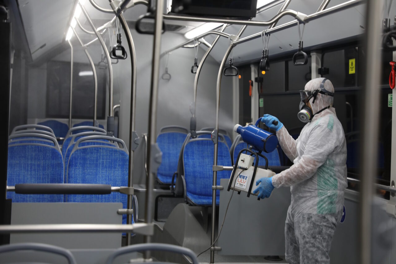 Bursa toplu ulaşımında hijyen seferberliği! Araçlar pırıl pırıl oldu… Bursa toplu ulaşımında hijyen seferberliği! Araçlar pırıl pırıl oldu…