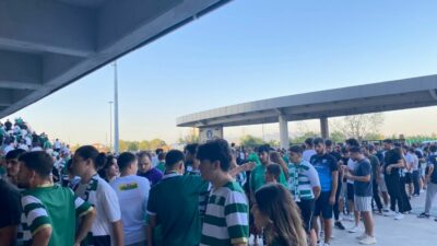 Bursaspor taraftarı oraya akın etti! Metrelerce kuyruk oluştu