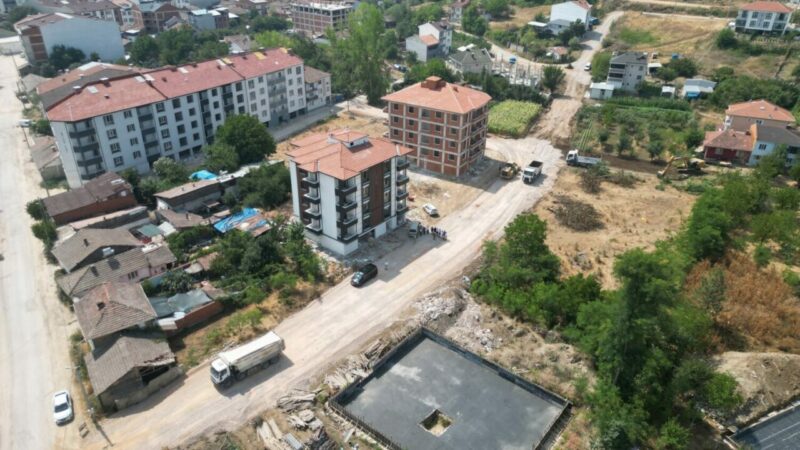Bursa’nın bu ilçesine 12 yeni sokak İnegöl’ün gelişim bölgelerinden Cerrah’ta yeni yapılaşmaların başladığı bölgelerde planlarda yol