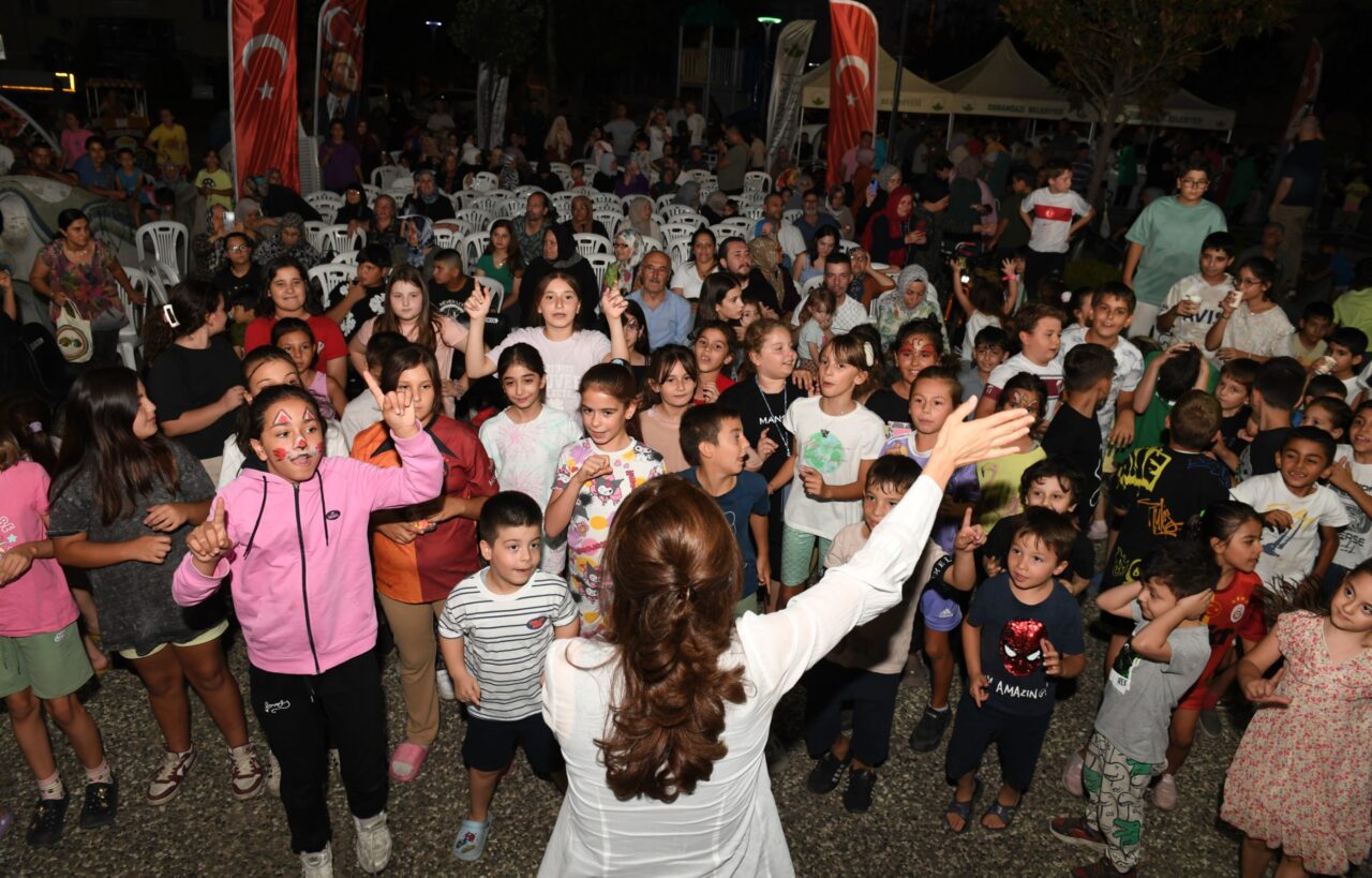 Bursa Osmangazi’de yaz akşamları eğlenceli geçiyor