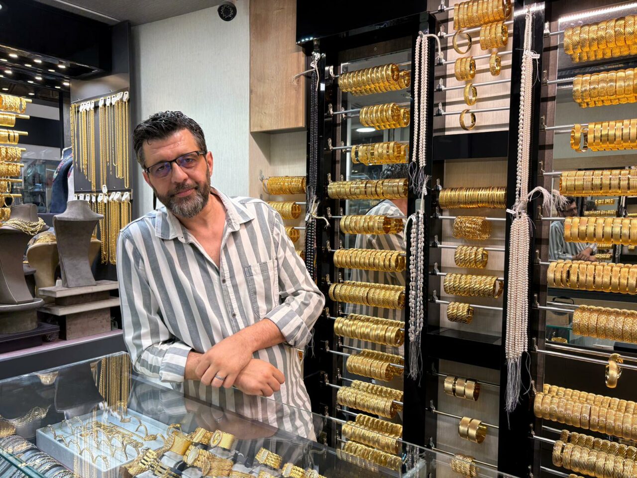 Bursa’da altın alamayanların uğrak dükkanı! Gerçeği 90 bin lira, burada ne kadar? Bursa’da altın alamayanların uğrak dükkanı! Gerçeği 90 bin lira, burada ne kadar?