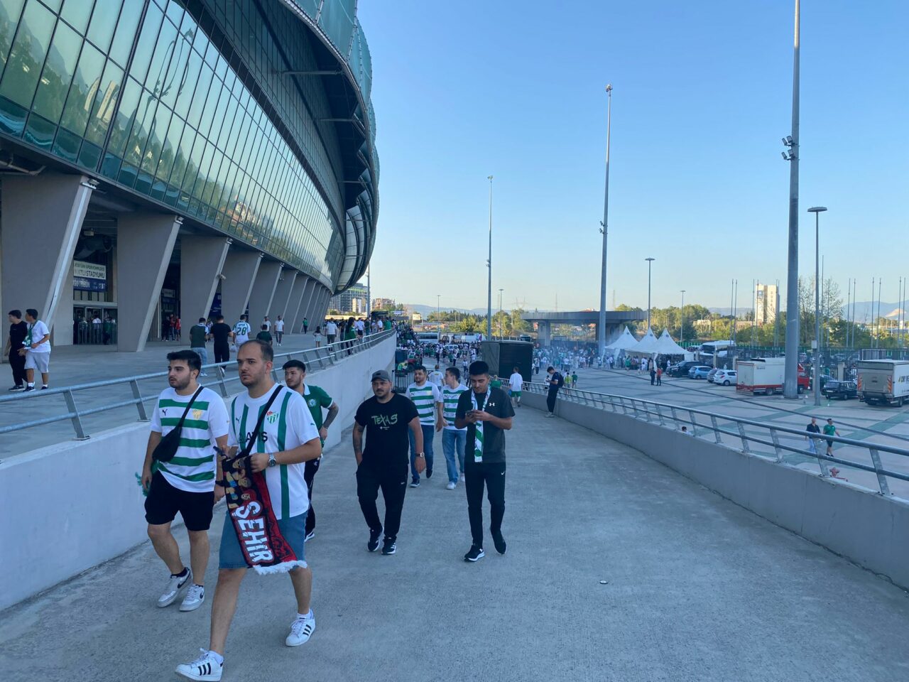 Bursaspor-Eskişehirspor maçına yoğun ilgi Bursaspor-Eskişehirspor maçına yoğun ilgi