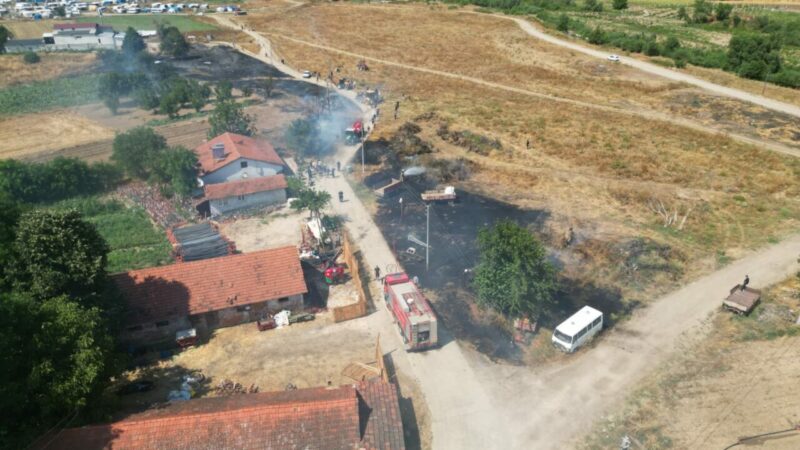 Bursa’da korkutan yangın Bursa'nın İnegöl ilçesinde tarlada çıkan ot yangını söndürüldü.