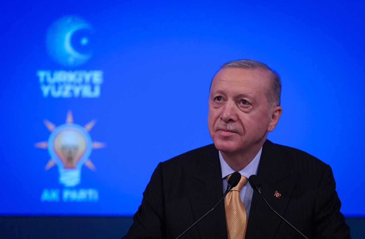 Cumhurbaşkanı Erdoğan: ‘AK Parti ailesini yeni katılımlarla büyüteceğiz’ Cumhurbaşkanı Erdoğan: ‘AK Parti ailesini yeni katılımlarla büyüteceğiz’