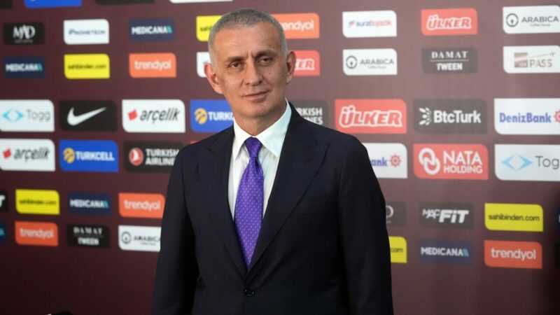 Türkiye Futbol Federasyonu (TFF) Başkanı İbrahim Hacıosmanoğlu, Galatasaray'ın UEFA Şampiyonlar
