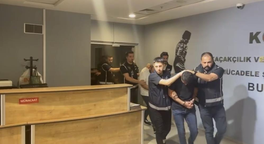 Bursa’da el bombalı saldırı planı Bursa’da el bombalı saldırı planı