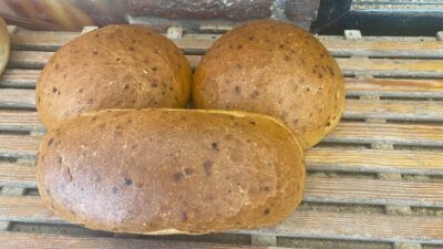 Bursa’da domatesli ekmek çıktı