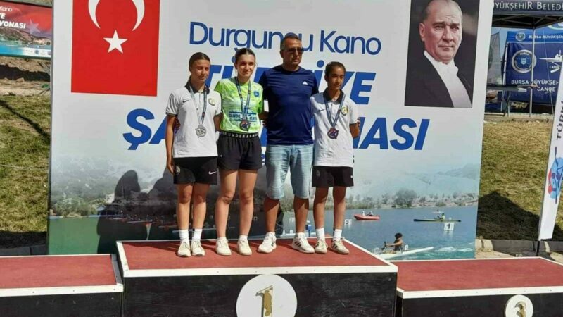 Bursa Büyükşehir Belediyespor madalyaları topladı Eskişehir’de düzenlenen Durgunsu Kano Türkiye Şampiyonası’nda Bursa Büyükşehir Belediyespor Kulübü