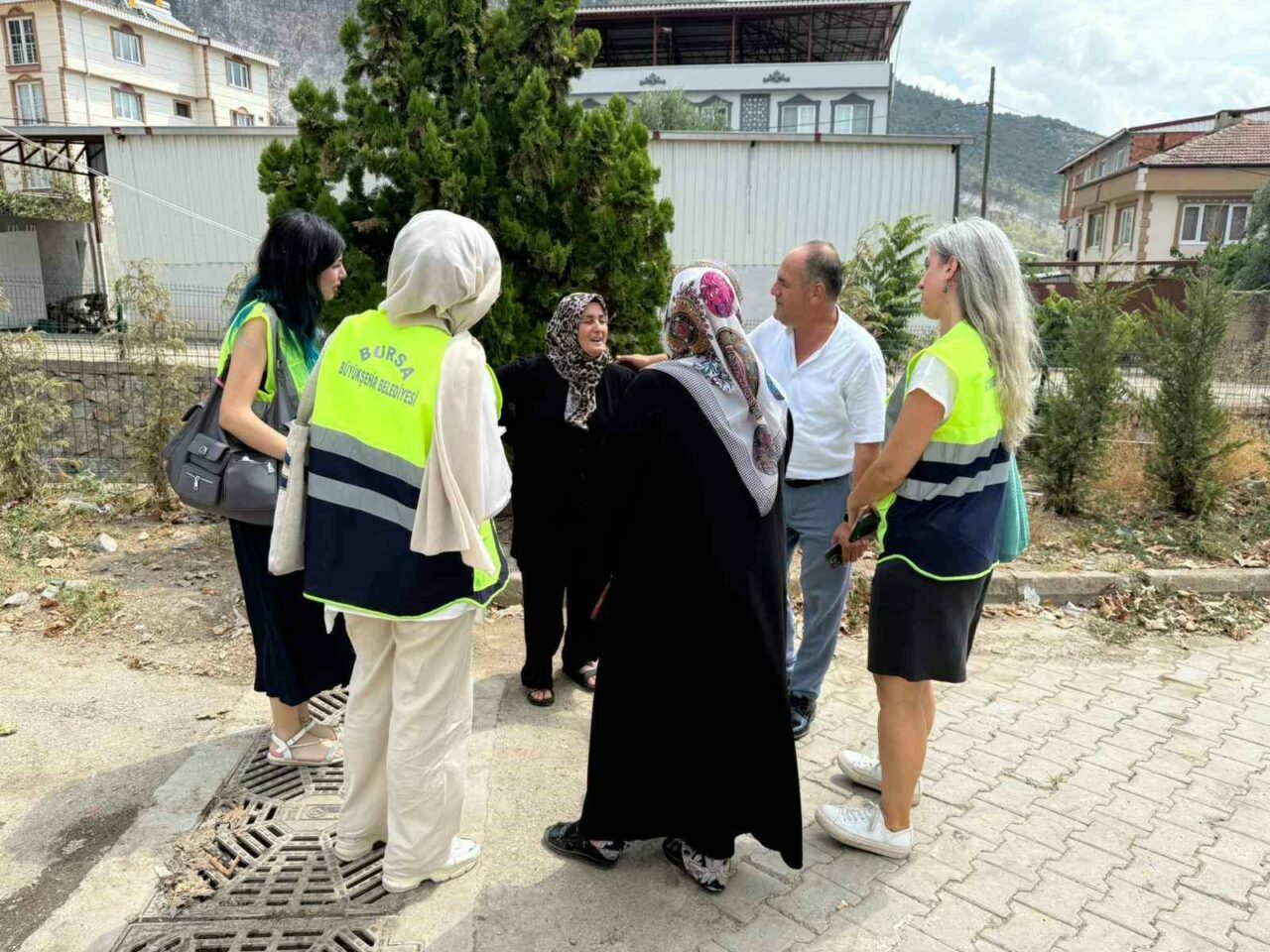 Bursa Büyükşehir yangının yaralarını sarıyor Bursa Büyükşehir yangının yaralarını sarıyor