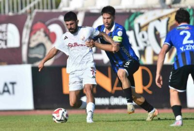 TFF 2. Lig Beyaz Grup’un 2. haftasında oynanan Bursa derbisinde