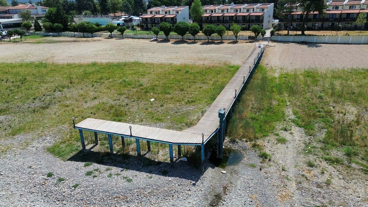 Bursa’da tedirgin eden görüntü! Kritik seviyelere düştü