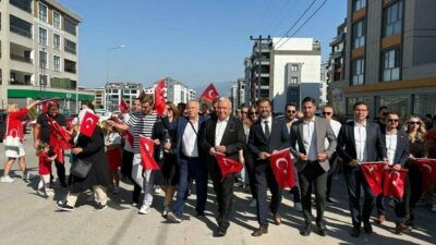 Bursa Nilüfer’de coşkulu 30 Ağustos yürüyüşü