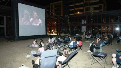 Bursa’da açık havada sinema keyfi