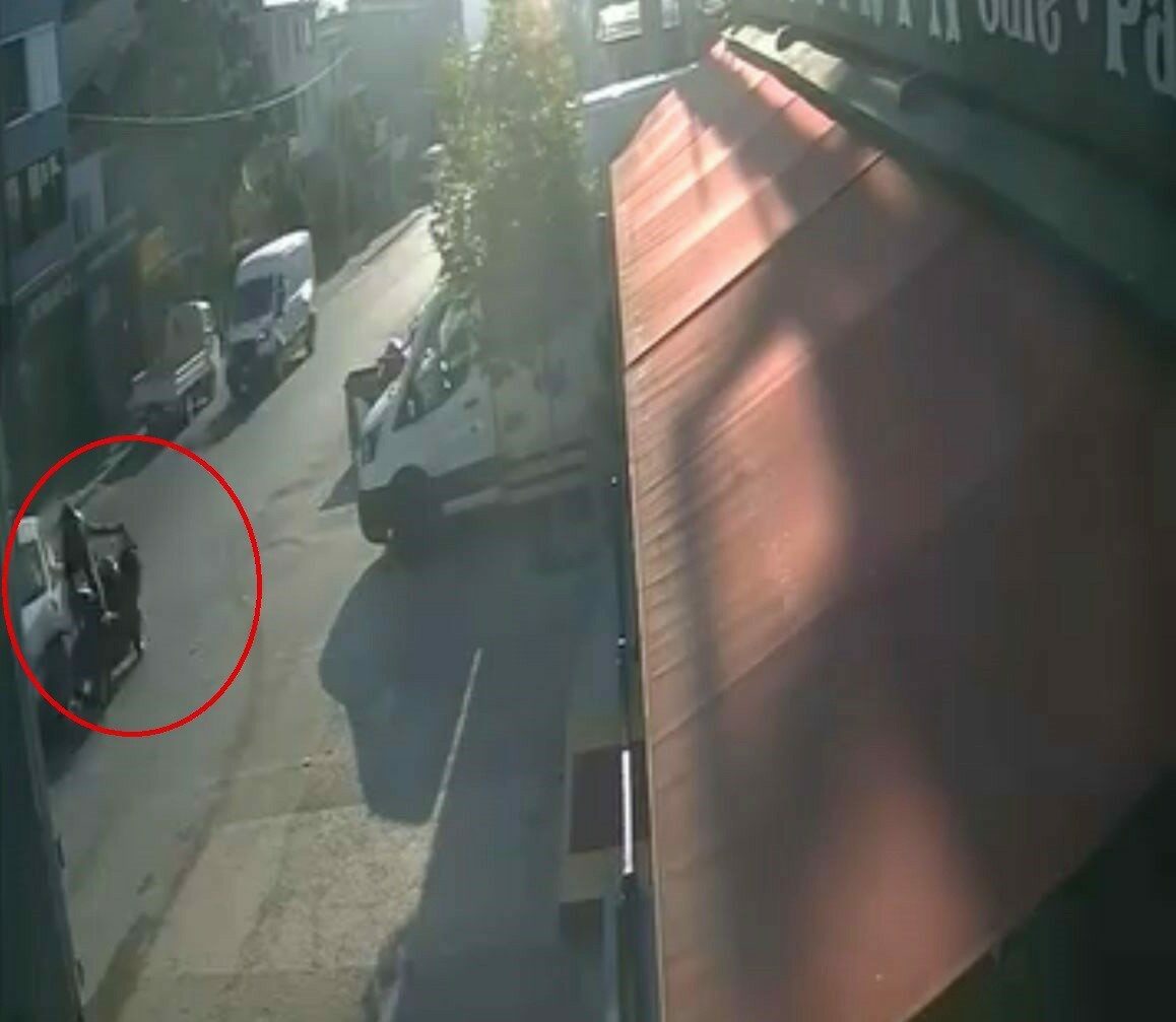 Bursa’da düğün öncesi feci kaza! Genç motosikletli hayatını kaybetti Bursa’da düğün öncesi feci kaza! Genç motosikletli hayatını kaybetti