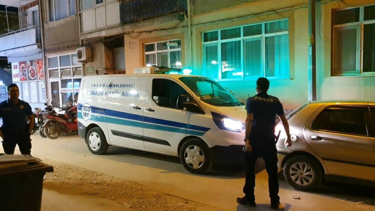 Bursa’da evinde ölü bulundu