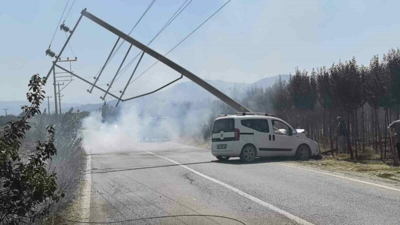 Bursa’da feci kaza! Elektrik direğini yerle bir etti Bursa’nın İnegöl ilçesinde meydana gelen kazada kontrolden çıkan kamyonet, enerji