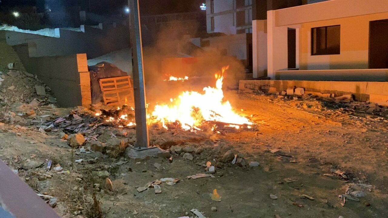 Bursa’da inşaatta yakılan ateşle bir mahalle ayağa kalktı