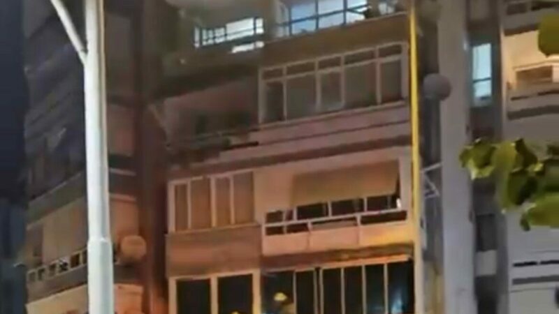 Bursa’nın Gemlik ilçesi Kumla Mahallesi'ndeki bir sitede çıkan yangın, itfaiye