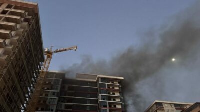 Bursa’daki 13 katlı inşaatta yangın