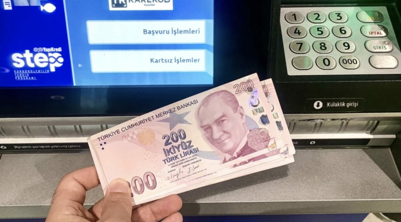 Bankada parası olanlar dikkat! Yıl sonuna kadar uzatıldı Bankada parası olanlar dikkat! Yıl sonuna kadar uzatıldı