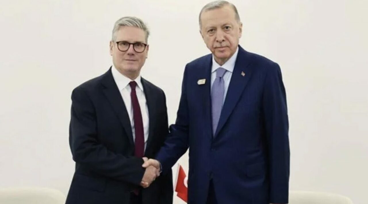 Cumhurbaşkanı Erdoğan İngiltere Başbakanı Starmer ile görüştü Cumhurbaşkanı Erdoğan İngiltere Başbakanı Starmer ile görüştü
