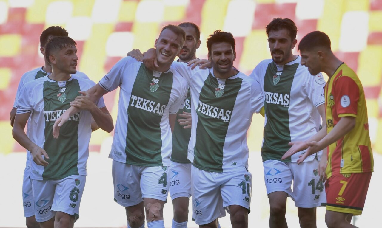 Bursaspor’dan muhteşem start! Malatya’da gol yağmuru Bursaspor’dan muhteşem start! Malatya’da gol yağmuru