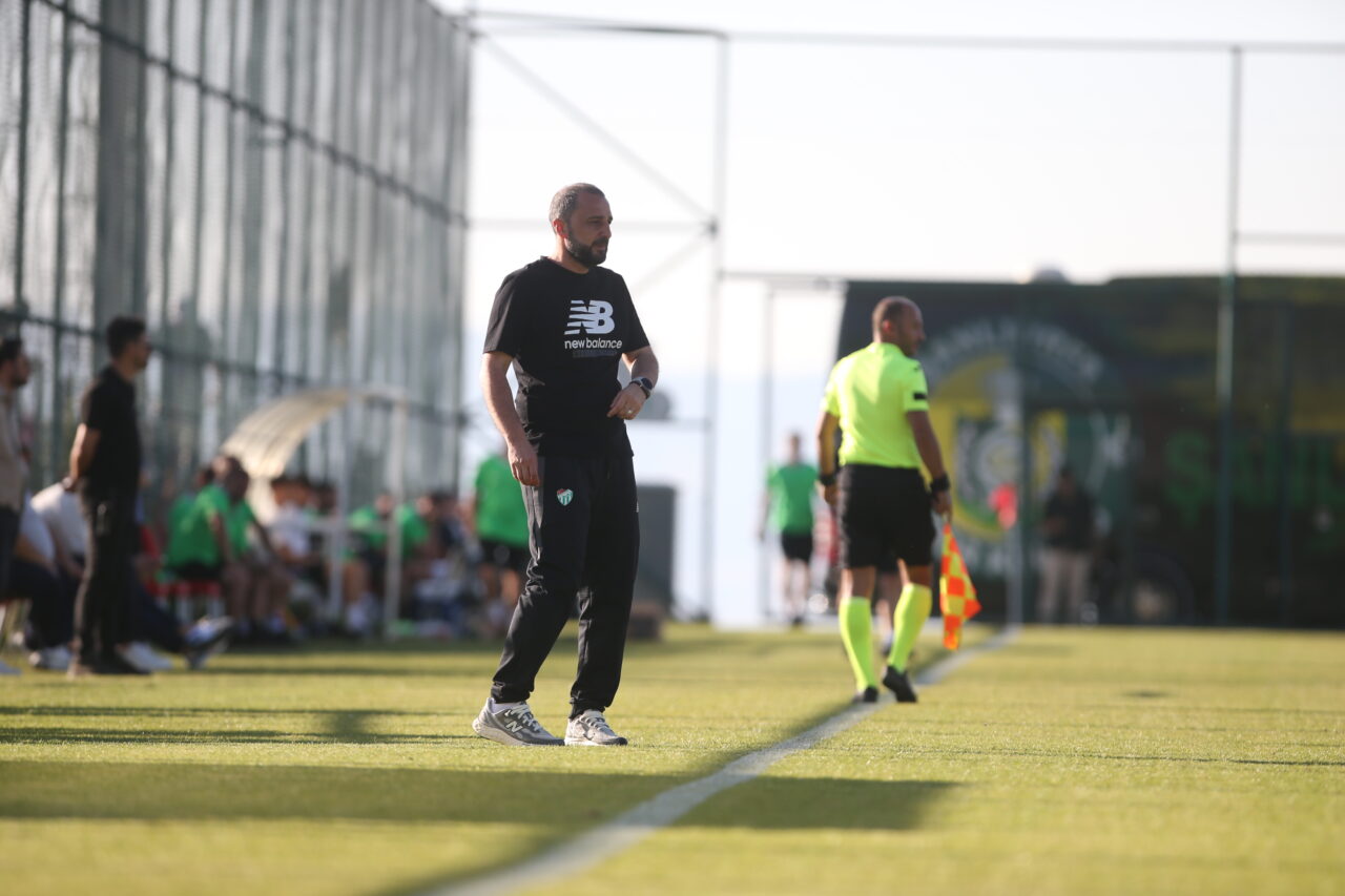 Bursaspor’un hocası Çağlayan’dan sıcağı sıcağına maç yorumu Bursaspor’un hocası Çağlayan’dan sıcağı sıcağına maç yorumu