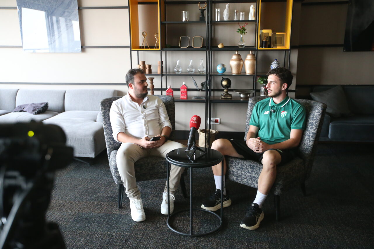 Bursasporlu isimden OLAY’a çok özel açıklamalar: “Rekabette ben de varım”