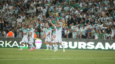 Bursasporlu Ertuğrul Ersoy mutluluktan uçuyor