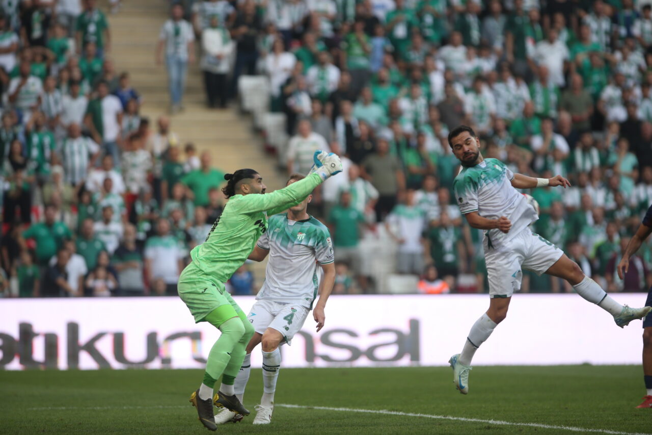 Bursa Valiliği’nden Bursaspor paylaşımı Bursa Valiliği’nden Bursaspor paylaşımı