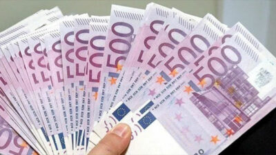 Euro 10 günün zirvesinde